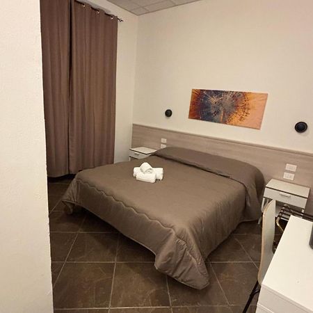פירנצה Hotel Nazionale מראה חיצוני תמונה