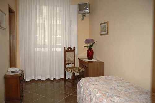 פירנצה Hotel Nazionale מראה חיצוני תמונה