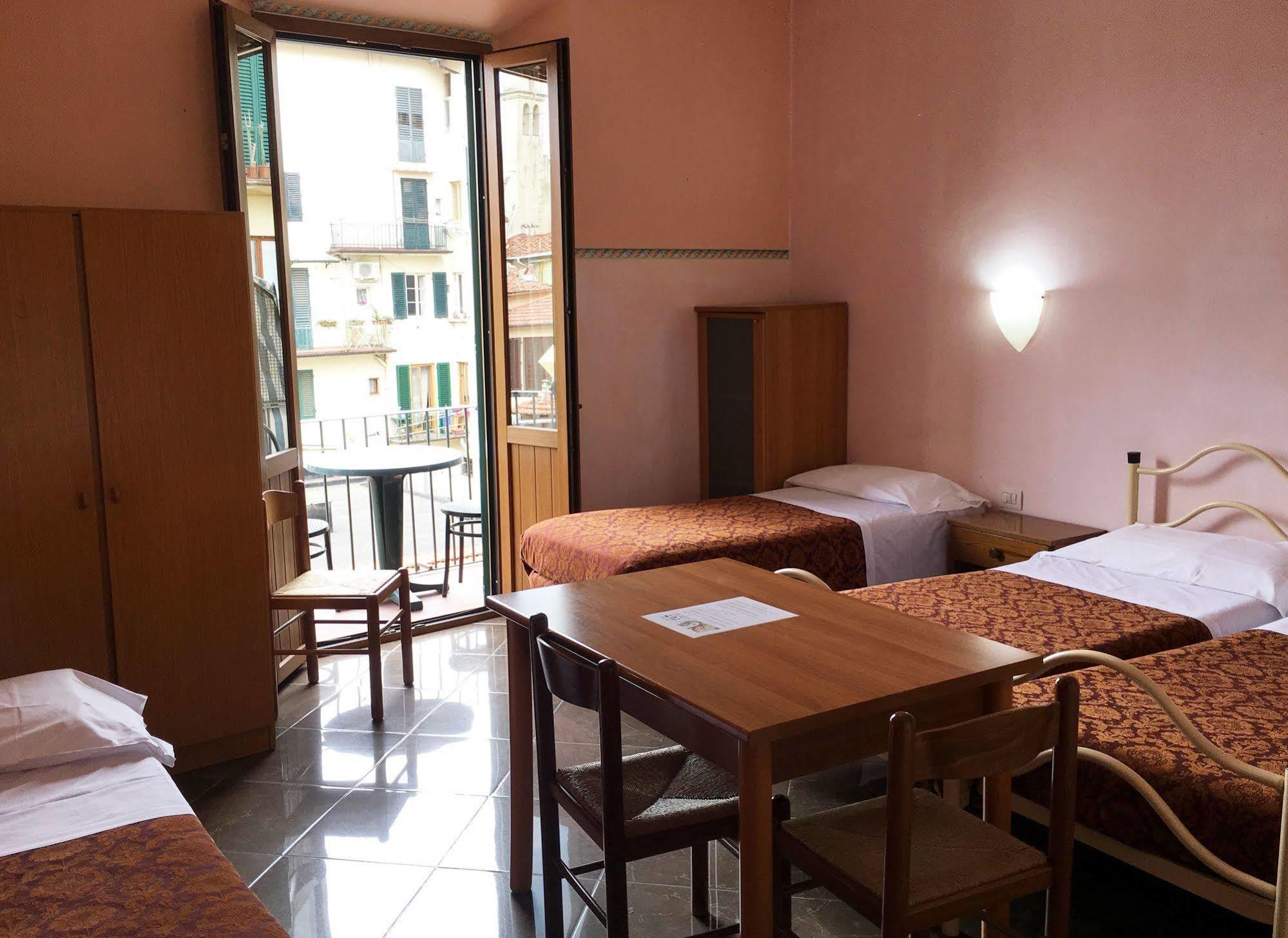 פירנצה Hotel Nazionale מראה חיצוני תמונה